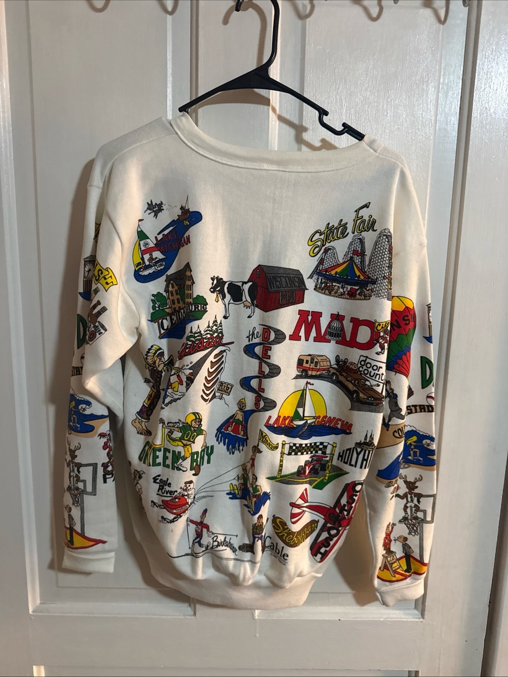 Vintage 1989 American Athlete Tabico Wisconsin Cities Grey Graphic Sweater
